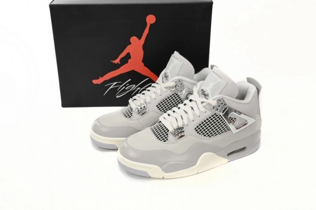 Frozen Jordan Moments Air AQ9129-001 WMNS 4 0908